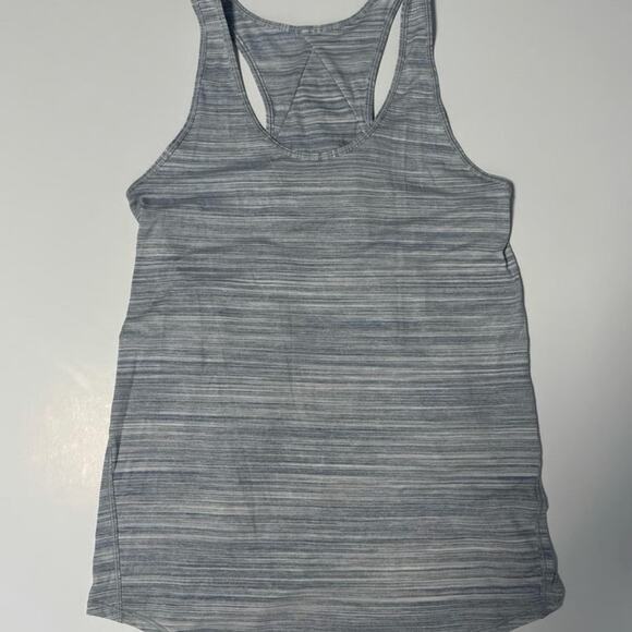 Lululemon Essential Tank - Picture 3 of 5